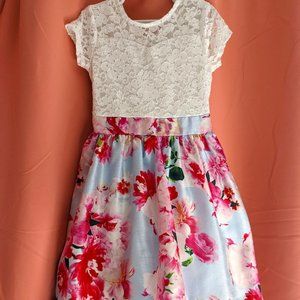 Speechless Kids lovely white lace top and blue skirt dress with pink flowers